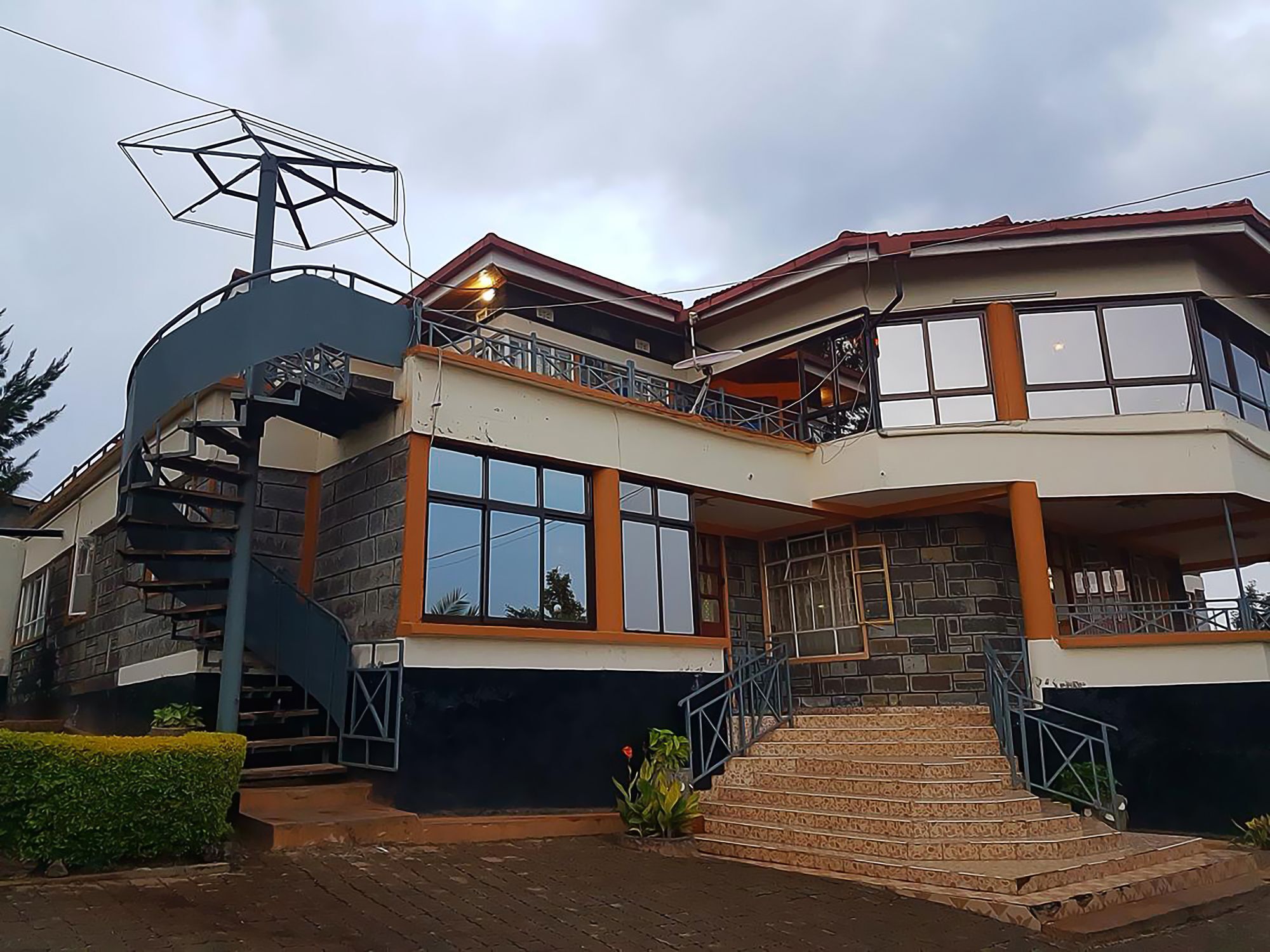Apex Resort 纳库鲁 外观 照片